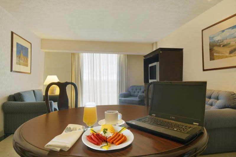 Fiesta Inn Ciudad Juarez Exterior photo
